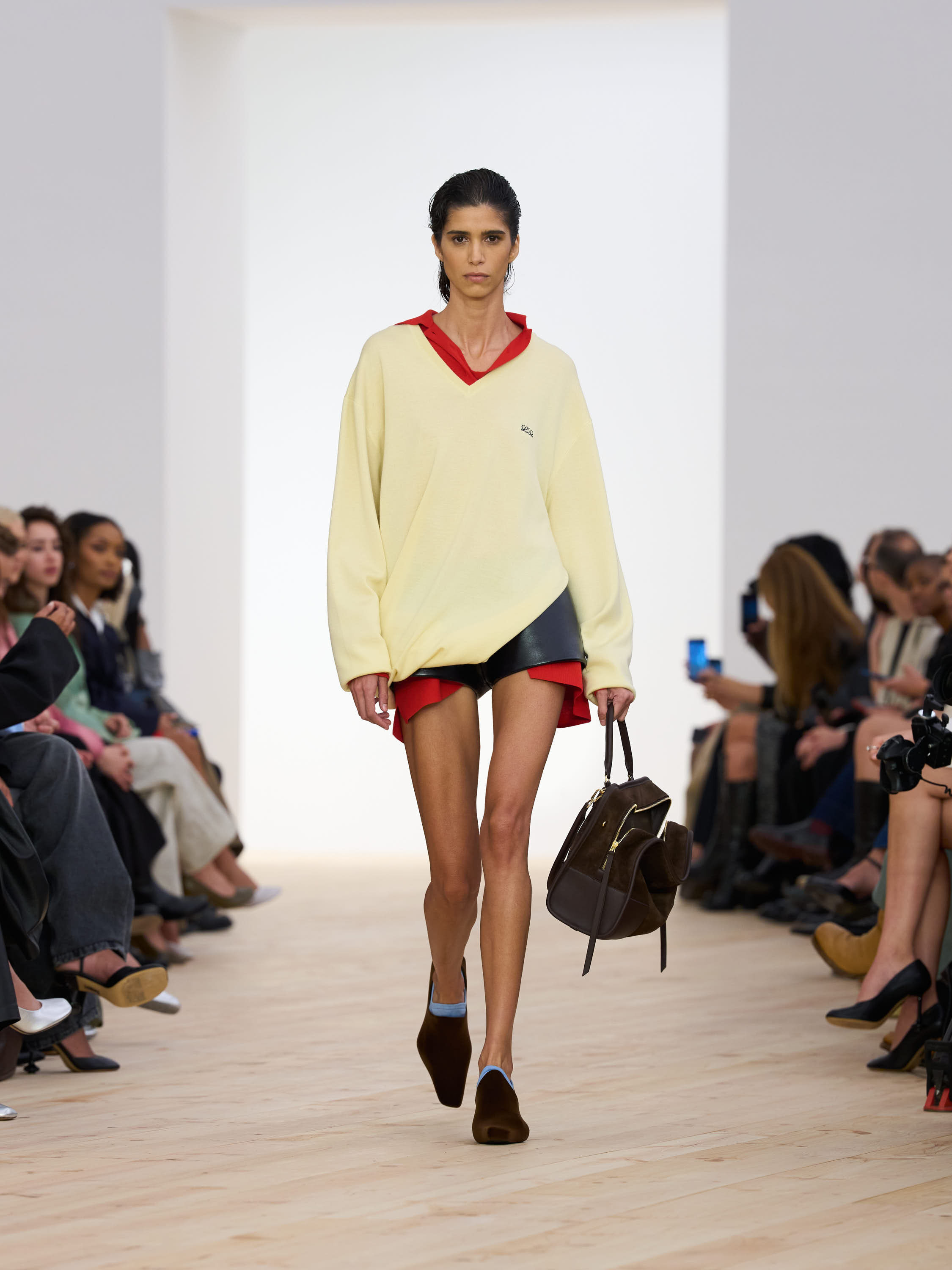 LOEWE Women's Runway Show Look Review - SS26 - LOEWE